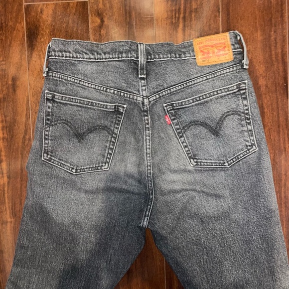 Vintage high waisted black washed Levi’s Jean - Picture 3 of 6